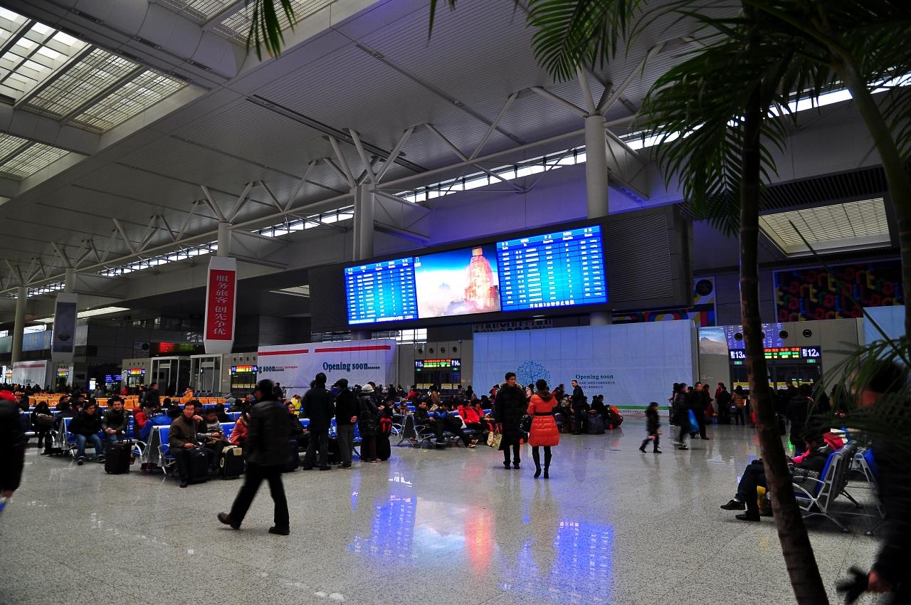 5000㎡以上軌道交通公共區(qū)域中央空調解決方案